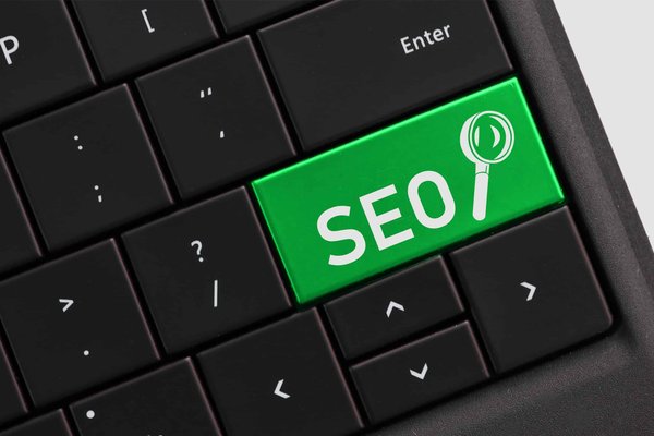 Quelles sont les stratégies clés proposées par les agences SEO ?