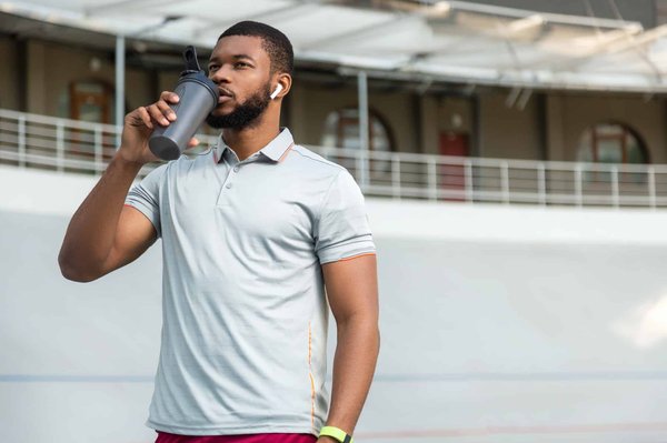 Choix durables : les gourdes les plus robustes et pratiques du marché